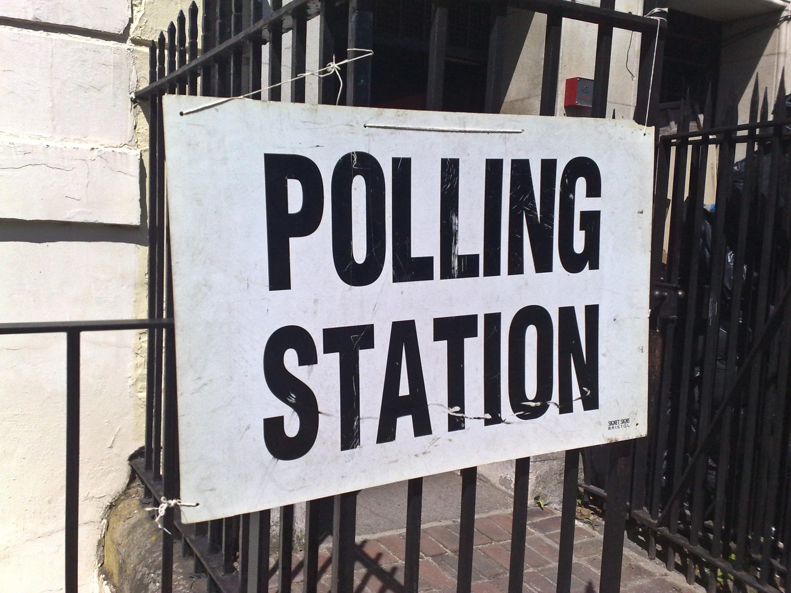 UK polling station image from Wikipedia