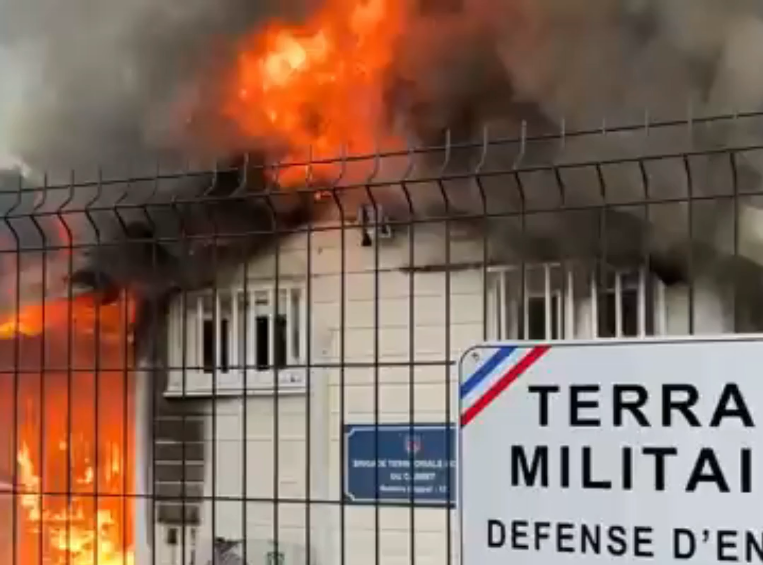 Martinique revolt grows, airport invaded